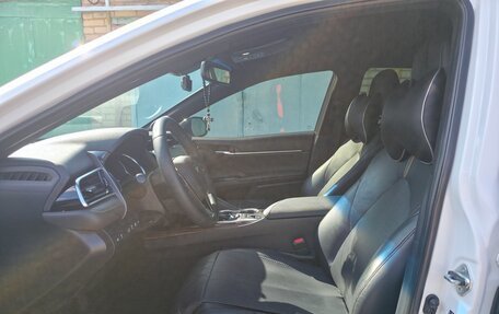 Toyota Camry, 2019 год, 3 120 000 рублей, 10 фотография