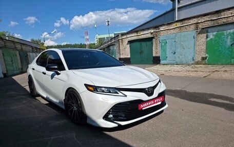 Toyota Camry, 2019 год, 3 120 000 рублей, 7 фотография
