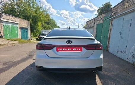 Toyota Camry, 2019 год, 3 120 000 рублей, 2 фотография