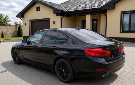 BMW 5 серия, 2019 год, 3 980 000 рублей, 4 фотография