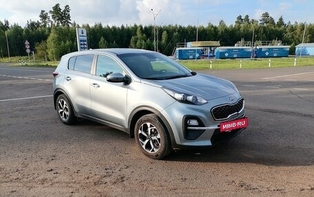 KIA Sportage IV рестайлинг, 2021 год, 2 100 000 рублей, 4 фотография