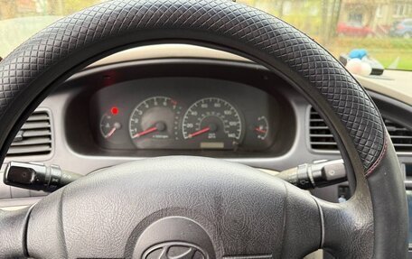 Hyundai Elantra III, 2001 год, 240 000 рублей, 4 фотография