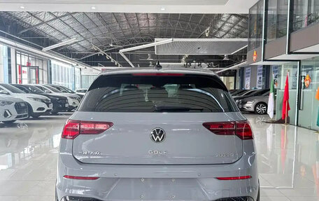 Volkswagen Golf VIII, 2022 год, 2 100 000 рублей, 15 фотография