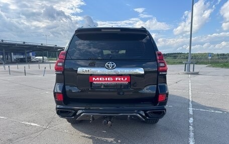 Toyota Land Cruiser Prado 150 рестайлинг 2, 2019 год, 4 900 000 рублей, 6 фотография