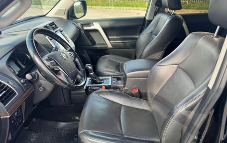 Toyota Land Cruiser Prado 150 рестайлинг 2, 2019 год, 4 900 000 рублей, 11 фотография