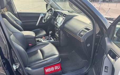 Toyota Land Cruiser Prado 150 рестайлинг 2, 2019 год, 4 900 000 рублей, 14 фотография