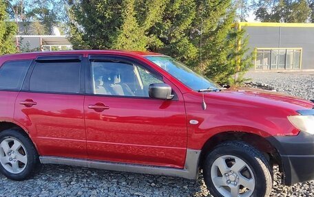 Mitsubishi Outlander III рестайлинг 3, 2002 год, 370 000 рублей, 2 фотография