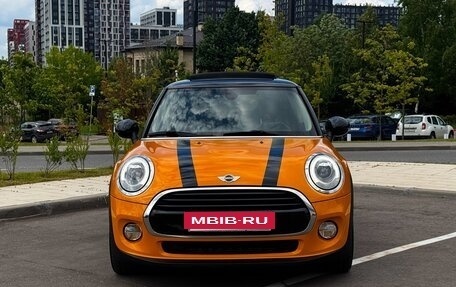 MINI Hatch, 2017 год, 1 850 000 рублей, 3 фотография