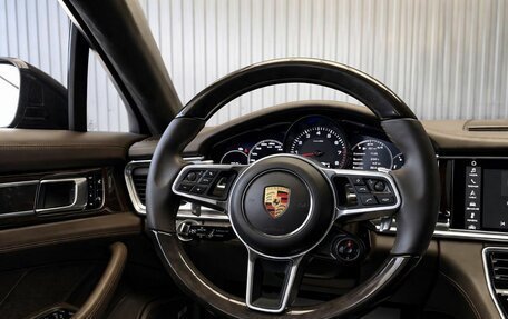 Porsche Panamera II рестайлинг, 2017 год, 7 377 000 рублей, 5 фотография