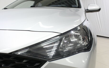 Hyundai Solaris II рестайлинг, 2021 год, 1 680 000 рублей, 9 фотография