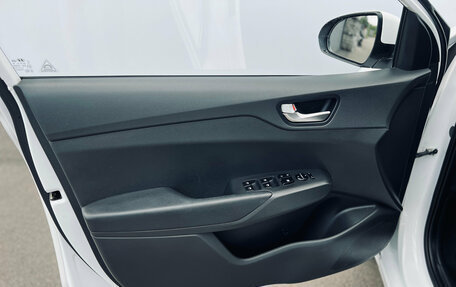 Hyundai Solaris II рестайлинг, 2021 год, 1 450 000 рублей, 13 фотография