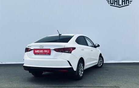 Hyundai Solaris II рестайлинг, 2021 год, 1 450 000 рублей, 2 фотография