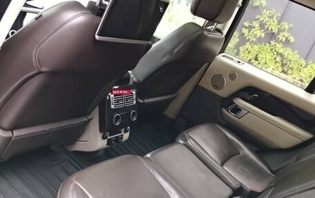 Land Rover Range Rover IV рестайлинг, 2018 год, 4 700 000 рублей, 3 фотография