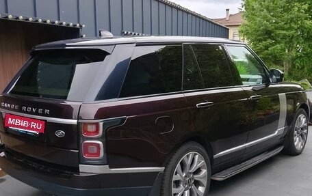 Land Rover Range Rover IV рестайлинг, 2018 год, 4 700 000 рублей, 5 фотография