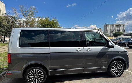 Volkswagen Multivan T6 рестайлинг, 2023 год, 8 500 000 рублей, 4 фотография