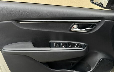 KIA Rio IV, 2019 год, 1 417 900 рублей, 12 фотография