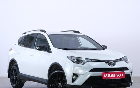 Toyota RAV4, 2018 год, 2 949 000 рублей, 2 фотография