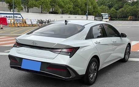 Hyundai Elantra, 2023 год, 1 183 000 рублей, 8 фотография