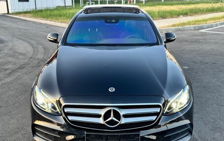 Mercedes-Benz E-Класс, 2017 год, 2 980 000 рублей, 1 фотография