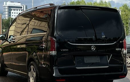 Mercedes-Benz V-Класс, 2024 год, 9 300 000 рублей, 6 фотография