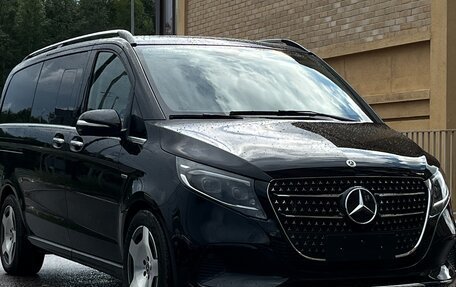 Mercedes-Benz V-Класс, 2024 год, 9 300 000 рублей, 5 фотография