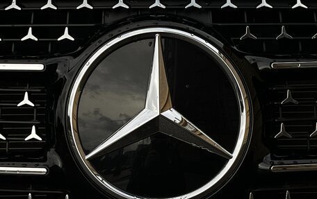 Mercedes-Benz V-Класс, 2024 год, 9 300 000 рублей, 3 фотография