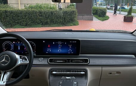 Mercedes-Benz V-Класс, 2024 год, 9 300 000 рублей, 16 фотография