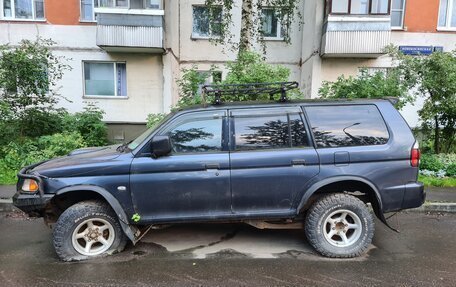 Mitsubishi Pajero Sport II рестайлинг, 2008 год, 800 000 рублей, 4 фотография