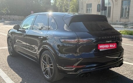 Porsche Cayenne III, 2022 год, 11 250 000 рублей, 5 фотография