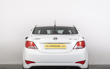 Hyundai Solaris II рестайлинг, 2015 год, 799 000 рублей, 5 фотография