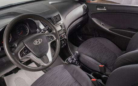 Hyundai Solaris II рестайлинг, 2015 год, 799 000 рублей, 9 фотография