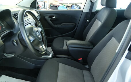 Volkswagen Polo VI (EU Market), 2012 год, 899 000 рублей, 8 фотография