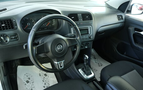 Volkswagen Polo VI (EU Market), 2012 год, 899 000 рублей, 9 фотография