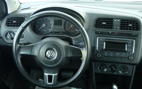 Volkswagen Polo VI (EU Market), 2012 год, 899 000 рублей, 10 фотография