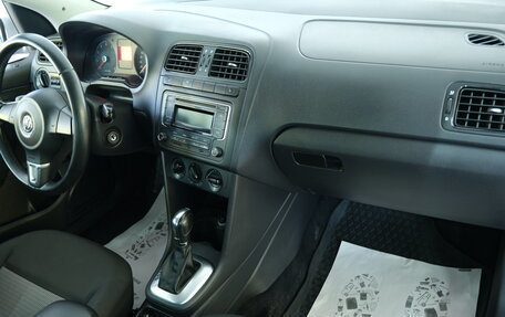Volkswagen Polo VI (EU Market), 2012 год, 899 000 рублей, 16 фотография