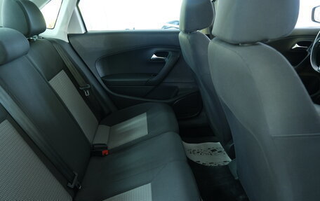 Volkswagen Polo VI (EU Market), 2012 год, 899 000 рублей, 19 фотография