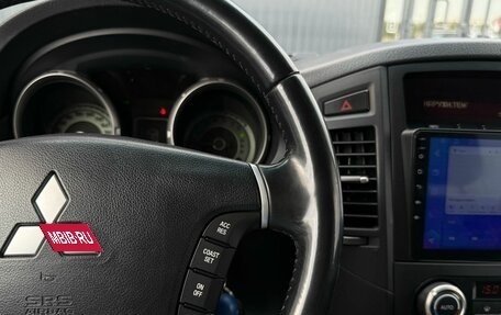 Mitsubishi Pajero IV, 2012 год, 2 290 000 рублей, 20 фотография