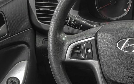 Hyundai Solaris II рестайлинг, 2015 год, 899 900 рублей, 15 фотография