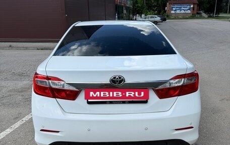 Toyota Camry, 2014 год, 1 490 000 рублей, 5 фотография