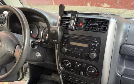 Suzuki Jimny, 2011 год, 1 650 000 рублей, 6 фотография