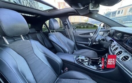 Mercedes-Benz E-Класс, 2017 год, 2 980 000 рублей, 10 фотография