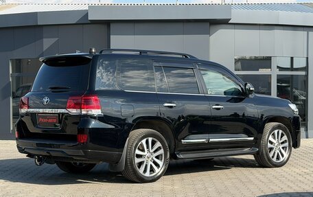 Toyota Land Cruiser 200, 2016 год, 5 990 000 рублей, 4 фотография