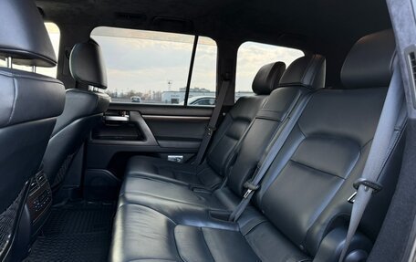 Toyota Land Cruiser 200, 2016 год, 5 990 000 рублей, 19 фотография