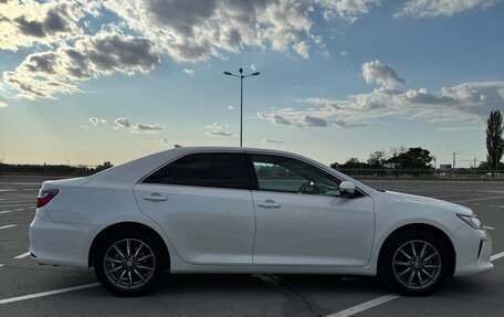Toyota Camry, 2017 год, 2 460 000 рублей, 8 фотография