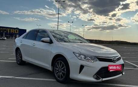 Toyota Camry, 2017 год, 2 460 000 рублей, 7 фотография