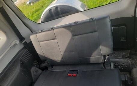 Mitsubishi Montero III, 2000 год, 450 000 рублей, 11 фотография