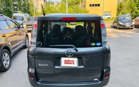 Toyota Sienta I, 2013 год, 970 000 рублей, 6 фотография