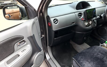 Toyota Sienta I, 2013 год, 970 000 рублей, 15 фотография