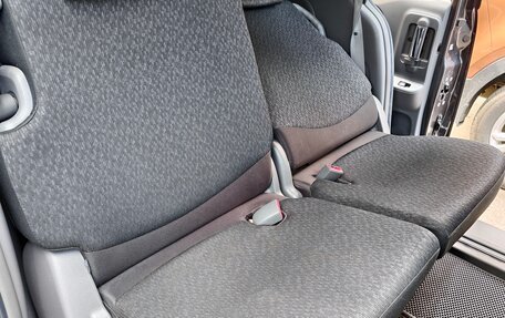 Toyota Sienta I, 2013 год, 970 000 рублей, 19 фотография