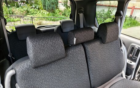 Toyota Sienta I, 2013 год, 970 000 рублей, 17 фотография